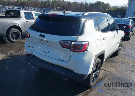2019 Jeep Compass Altitude 4X4 from USA, damaged, VIN 3C4NJDBB6KT836247